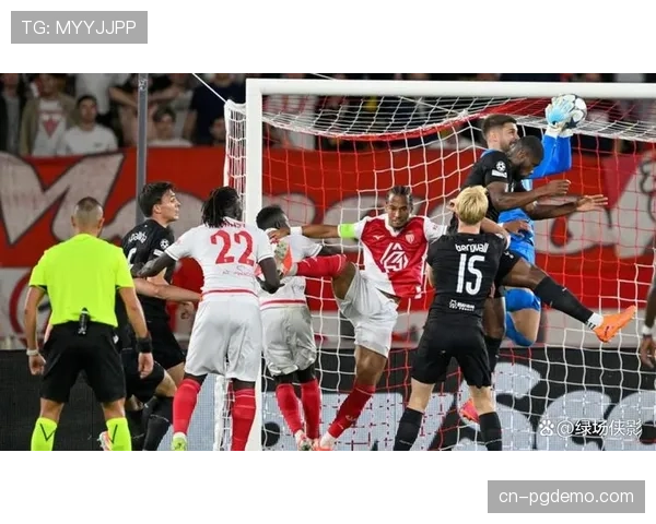 摩纳哥高效反击战术击溃巴黎防线，客场3-1爆冷取胜